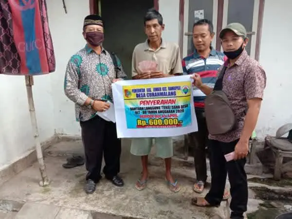 122 KK Terima BLT DD Tahap Pertama Dari Pemdes Curah Malang