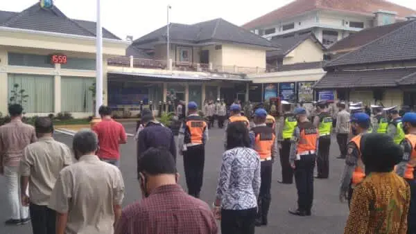 Dandim Jember : Berikan Rasa Aman Dan Nyaman Bagi Umat Krsitiani