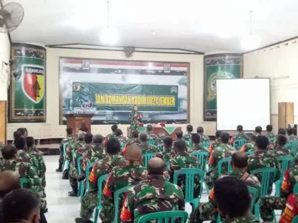 Dandim Jember Motivasi Anggota, Tidak Kendor Tangani Covid-19