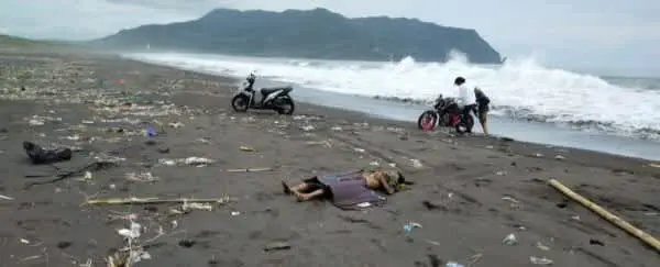 Identitas Wanita Berusia 50 Tahun Yang Ditemukan Tewas di Pantai, Terungkap
