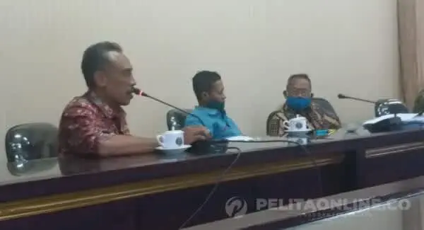 Pemdes Gambiran, Tidak Punya Uang Kas