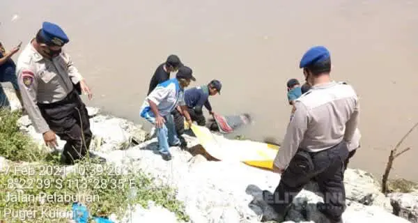 Pria Tanpa Identitas Ditemukan Nelayan di Muara Besini
