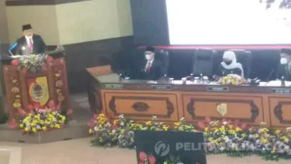 Bupati Jember, Serah terima Jabatan di Kantor DPRD