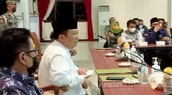 Bupati Jember : Mahasiswa Berprestasi Jangan Biarkan Diambil Kota Lain