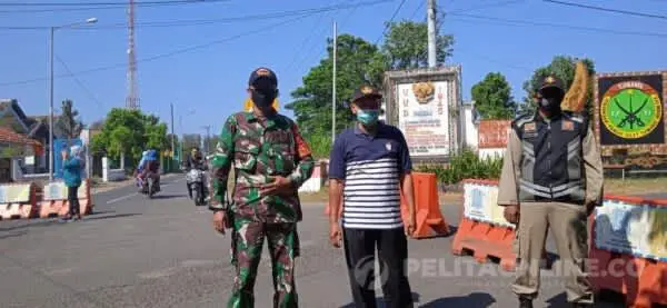Tempat Wisata Ditutup, Pj Kades Sumberrejo Tinjau Pantai Watu Ulo