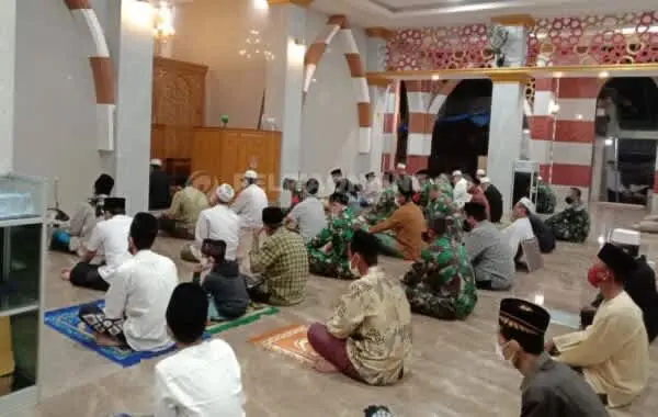 Mempererat Tali Silaturahmi, Dandim 0824 Gelar Safari Tahajud Di Balung
