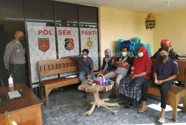PN Jember Gelar Sidang Kasus Penganiayaan Berat Secara Virtual