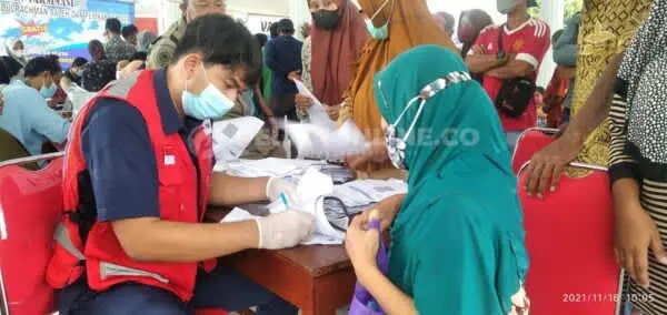 PMI Jember Berhasil Vaksinasi 500 Warga Jenggawah