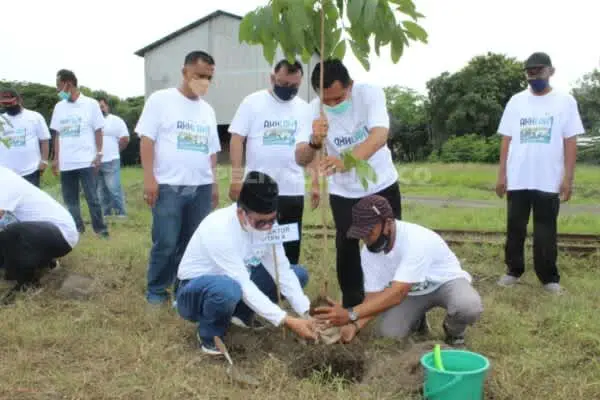 Sukseskan Program Kementerian, PTPN X Gelar Penanaman Seribu Pohon