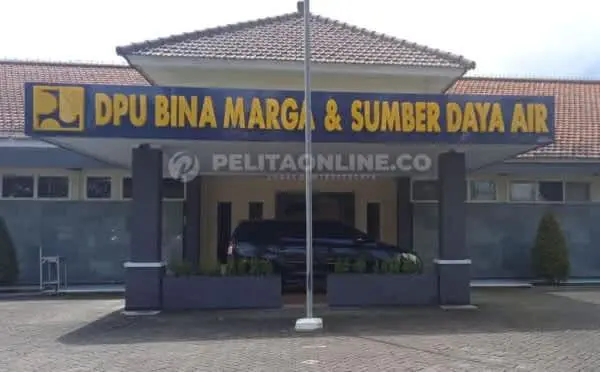 Plt Kadis PU Bina Marga dan SDA Jember Enggan Terima Tamu dan Konfirmasi dari Wartawan, Ada Apa?