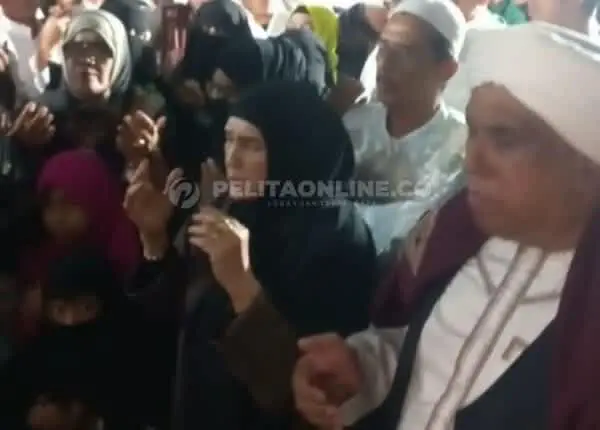 40 Tahun Ditutup, Sumur “Kramat” Habib Sholeh Tanggul di Buka Lagi