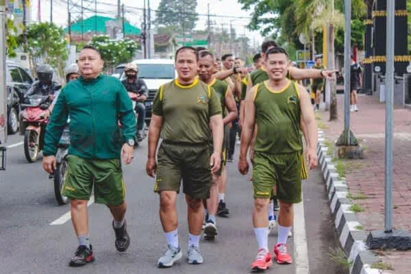 Pelihara Fisik Dan Kebugaran, Dandim 0824 Ajak Anggota Olahraga Sebelum Dinas