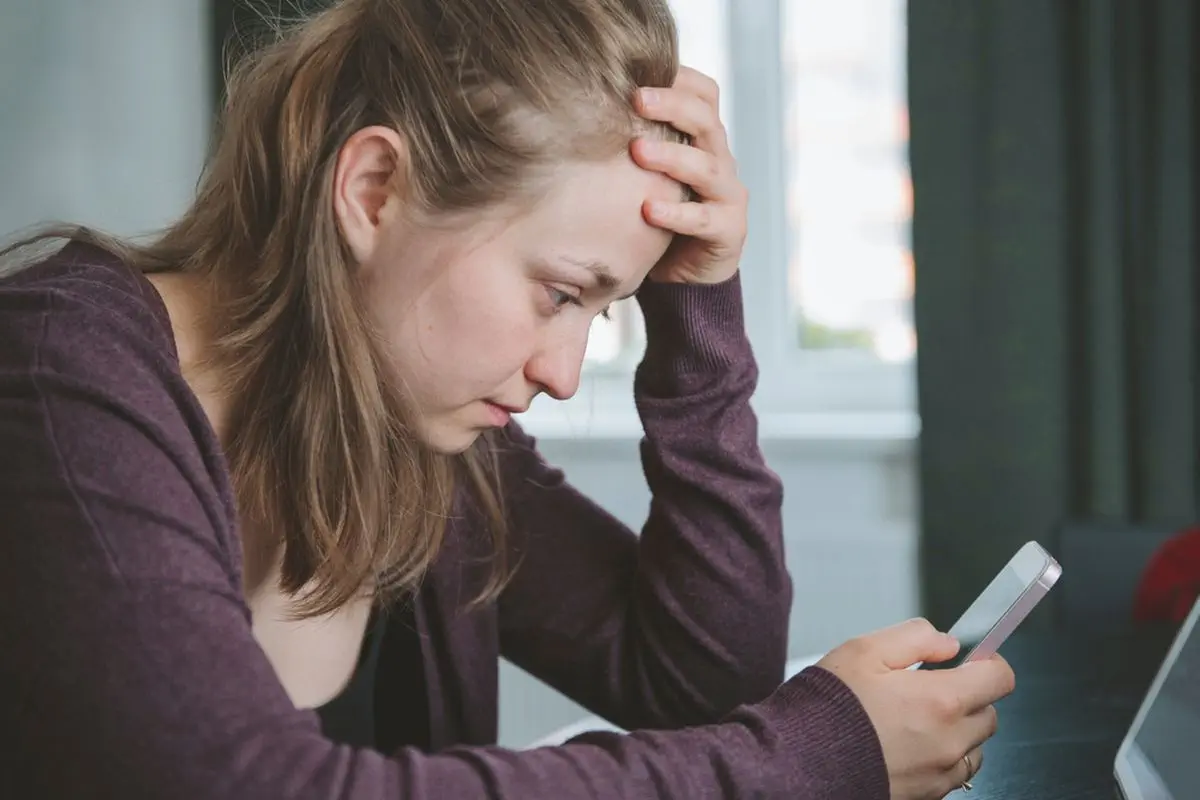 Panduan Lengkap Menjaga Kesehatan Mental di Era Digital 2025