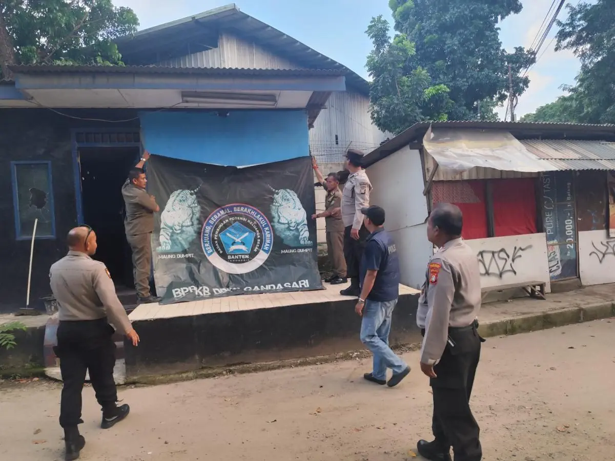 Puluhan Bendera Ormas Dicopot: Operasi Brantas Jaya 2025 Guncang Jakarta